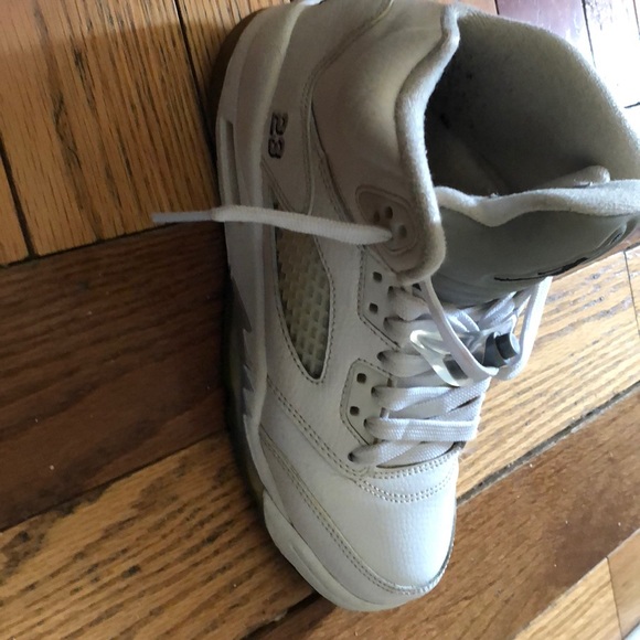 Jordan 5s - Picture 3 of 5
